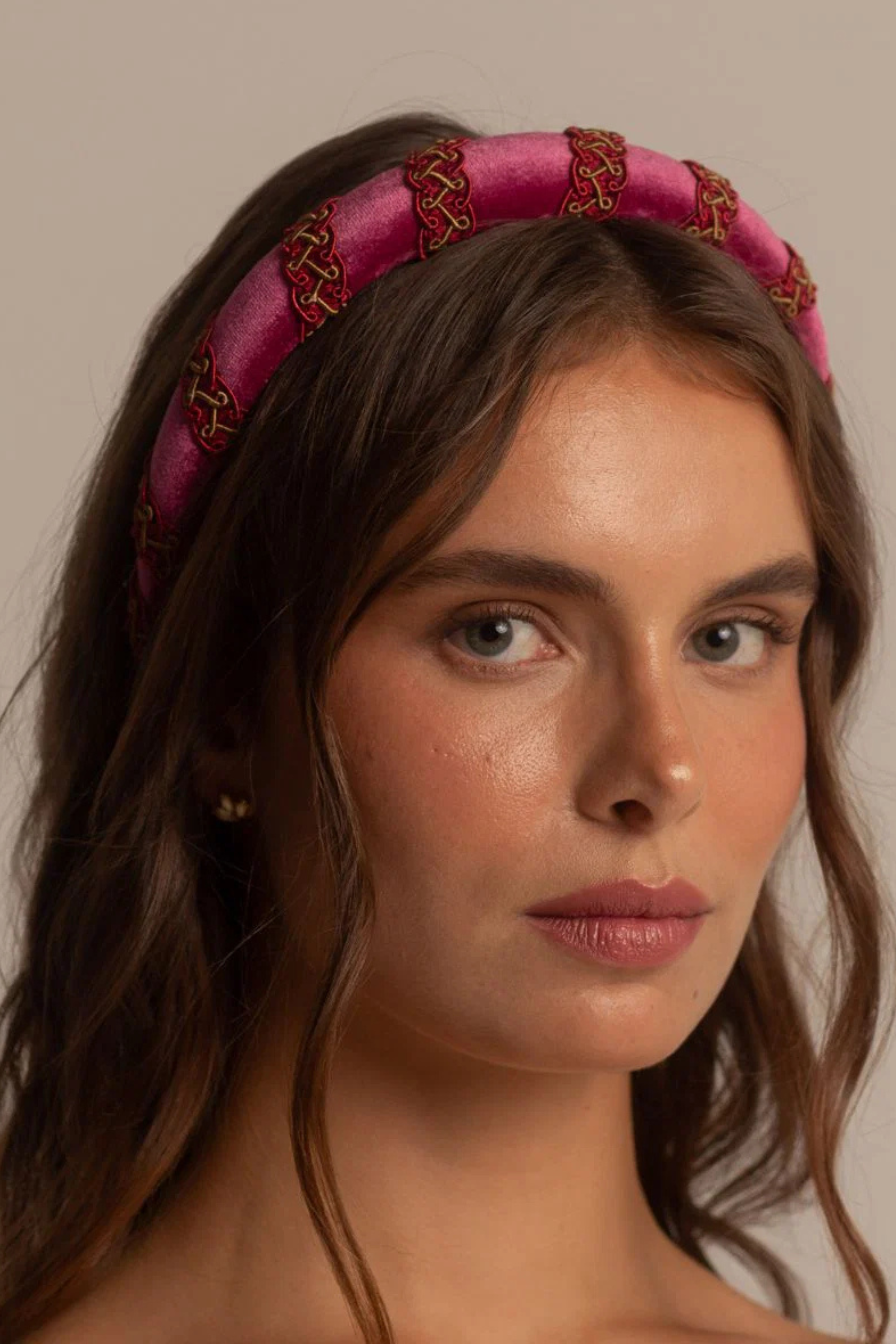 DIADEMA TRIZTRIZ PILAR FUCSIA