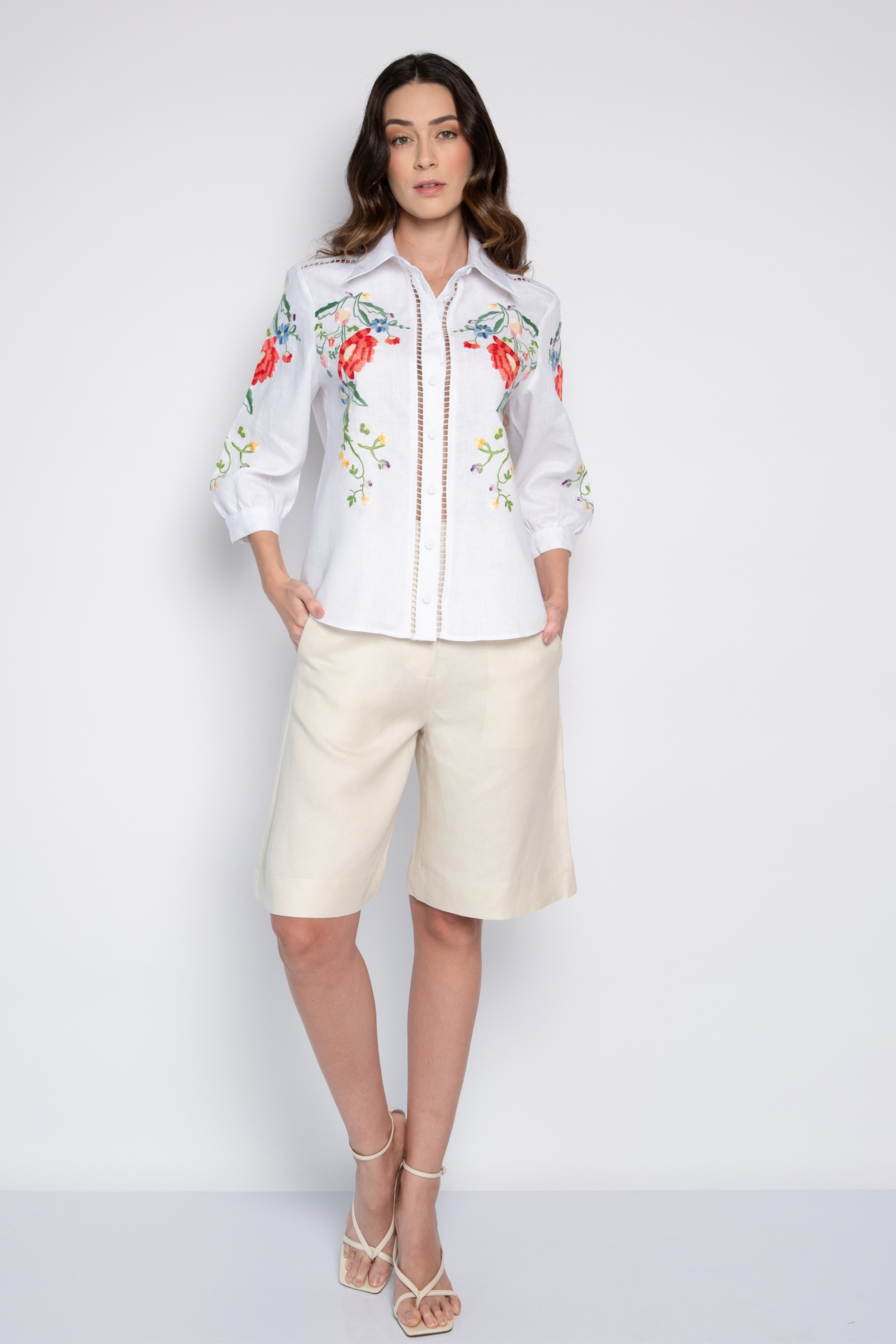 CAMISA BORDADA RUBI