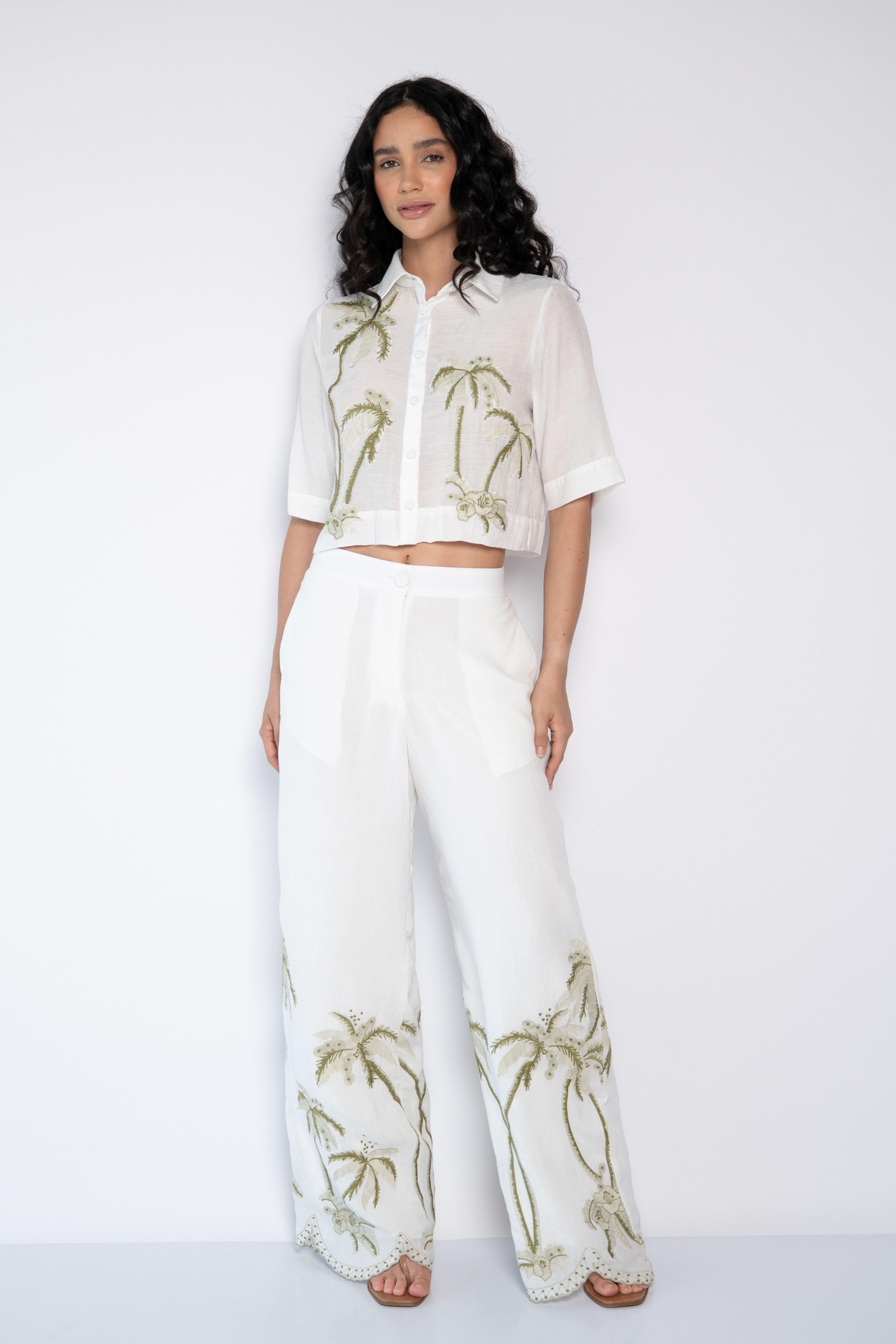 PANTALÓN BORDADO MARLENE