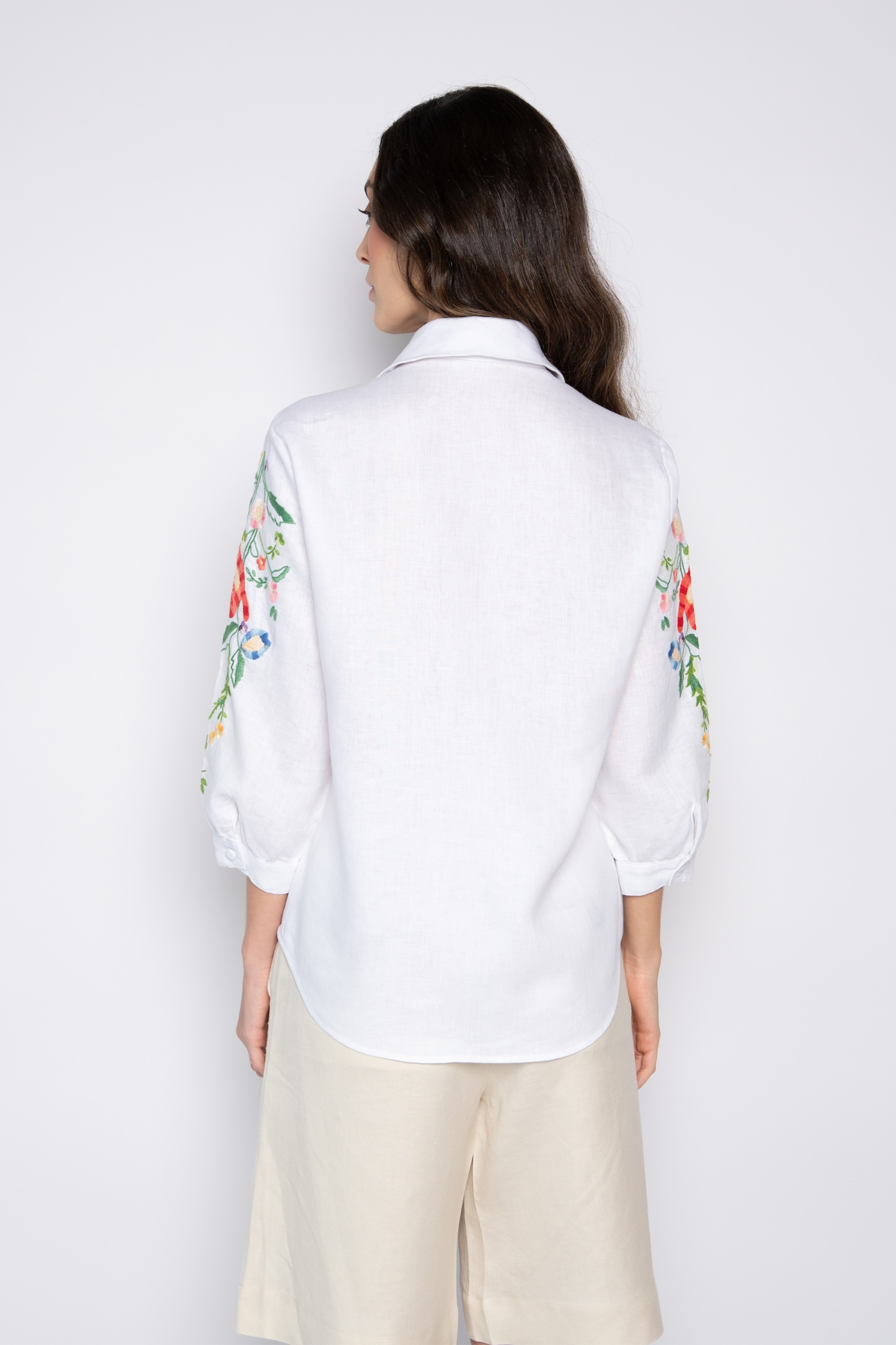 CAMISA BORDADA RUBI