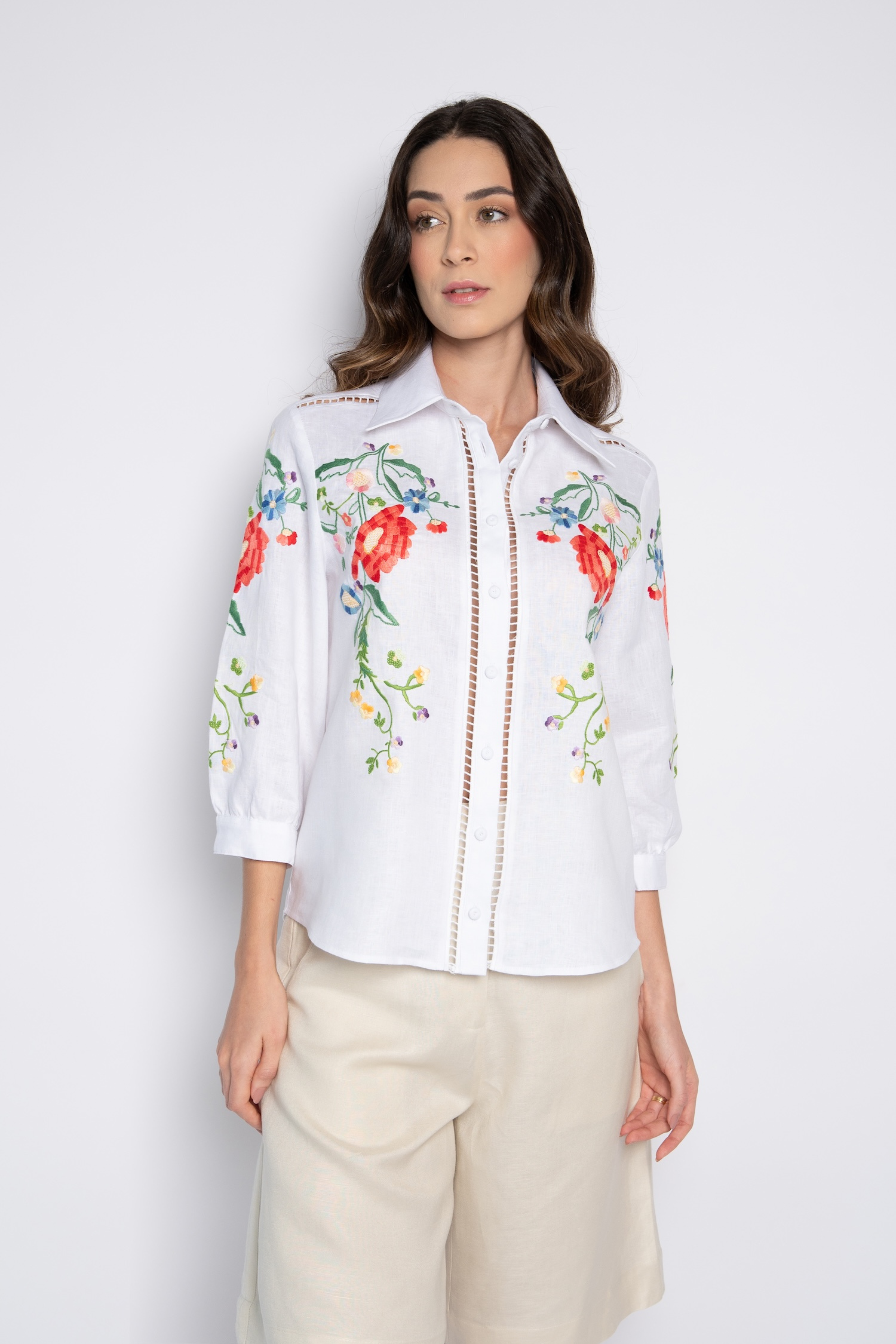CAMISA BORDADA RUBI